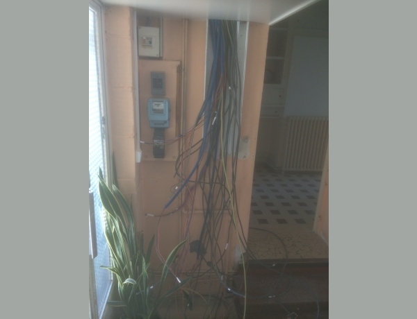 Photo 0
