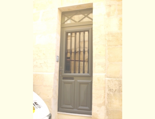 Photo 0