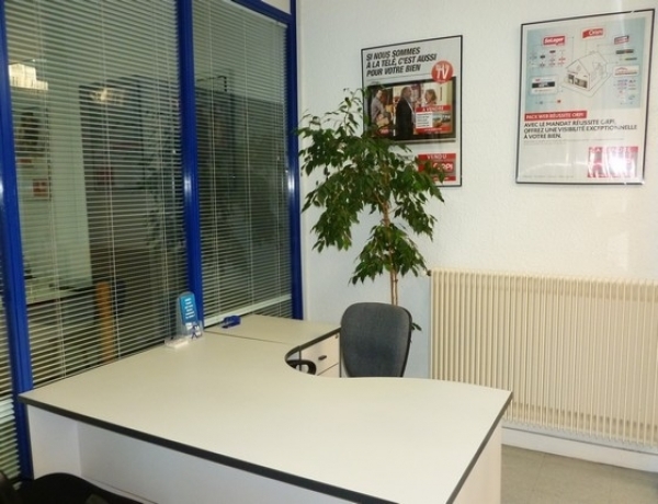 Photo 0