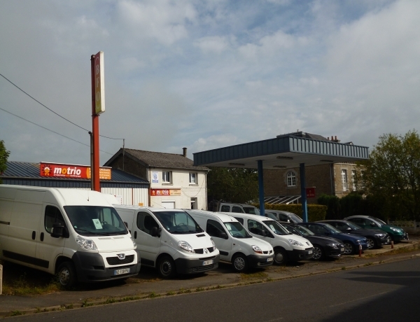 Photo 0