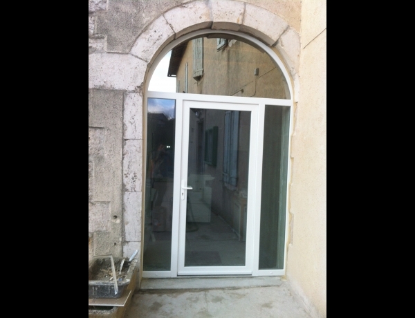 Photo 0