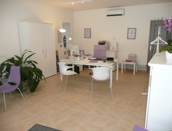 Photo 0