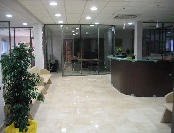 Photo 0