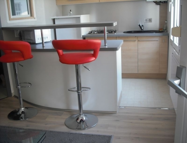 Photo 0
