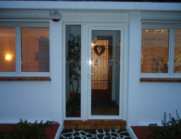 Photo 0