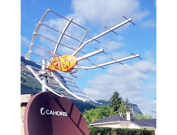 Photo 0