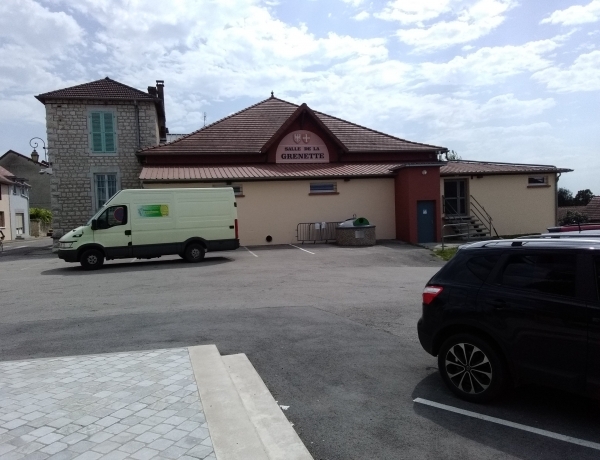 Photo 0