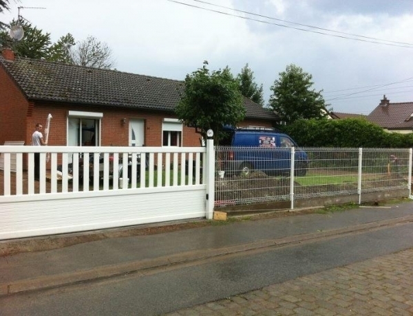 Photo 0