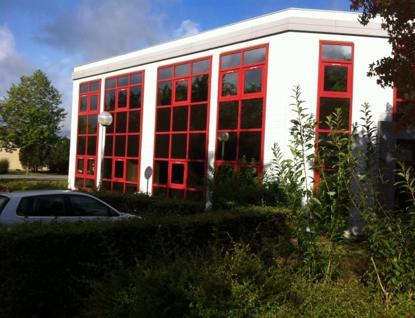 Photo 0