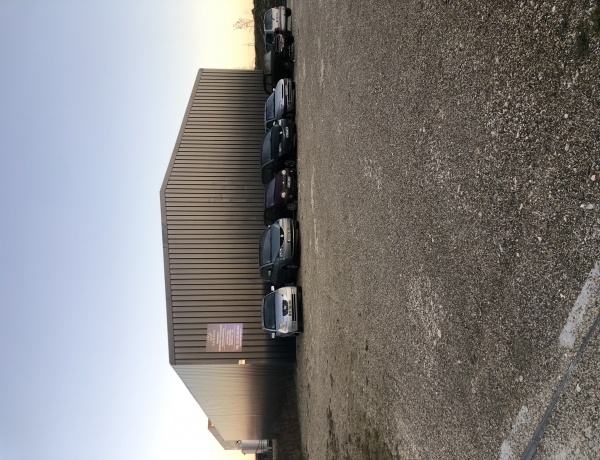 Photo 0